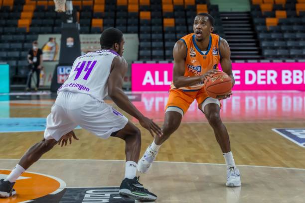 为球队提供 为球队提供